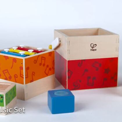 BOITES MUSICALES GIGOGNES HAPE